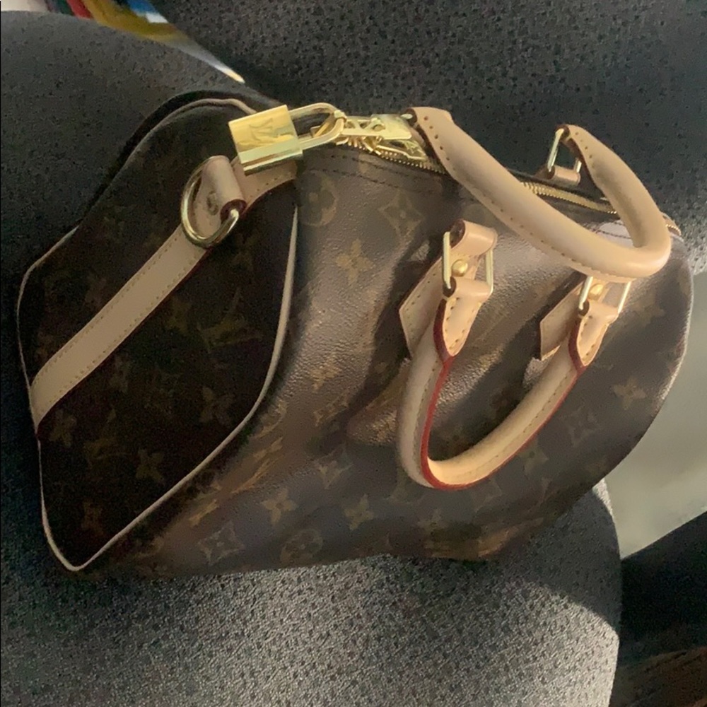 Authentic Louis Vuitton with all paperwork
